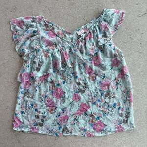 A New Day Women's Floral Ruffle Sleeveless Blouse Light Blue Multi Size L